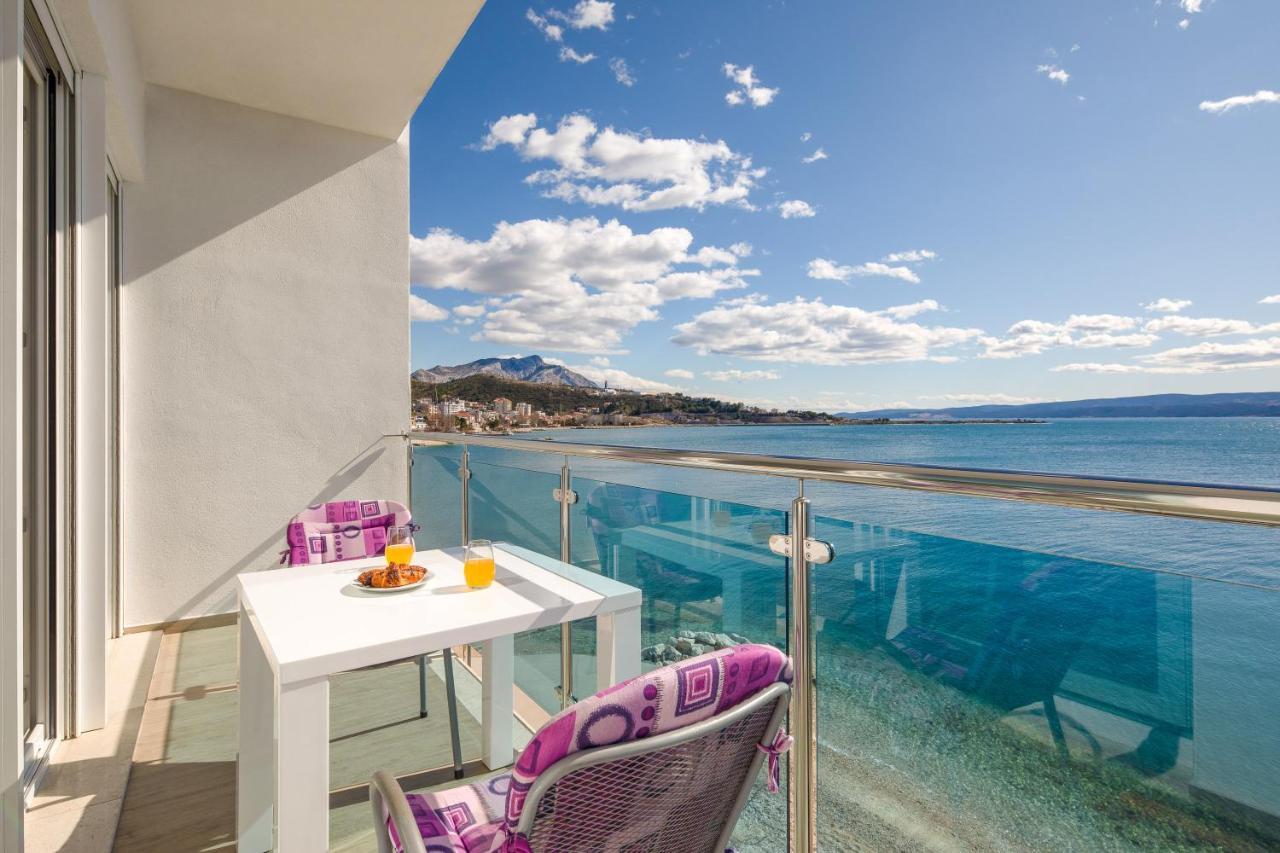 Absolute Beach Holidays Apartment Dugi Rat Exterior foto
