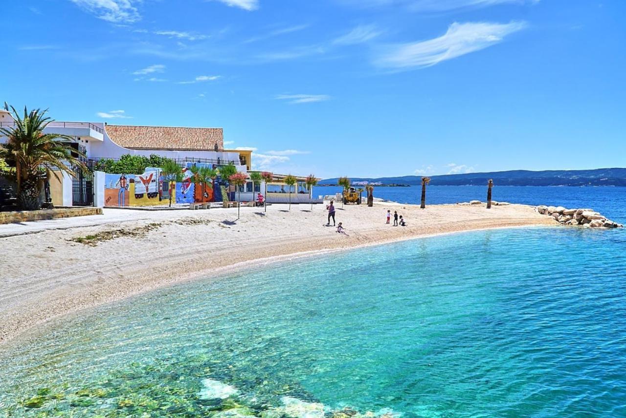 Absolute Beach Holidays Apartment Dugi Rat Exterior foto